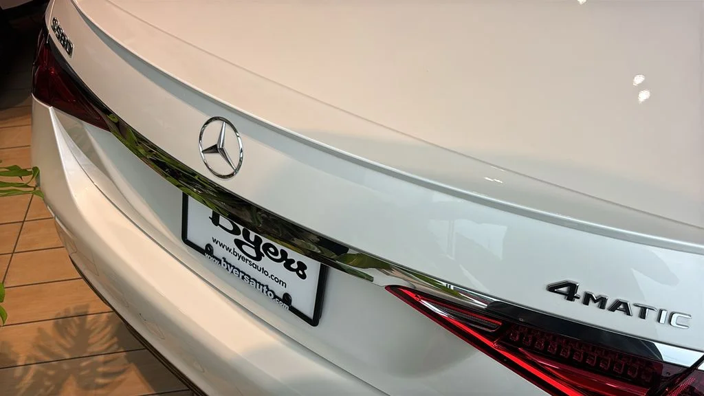Used 2023 White Mercedes-Benz S 580 image 27