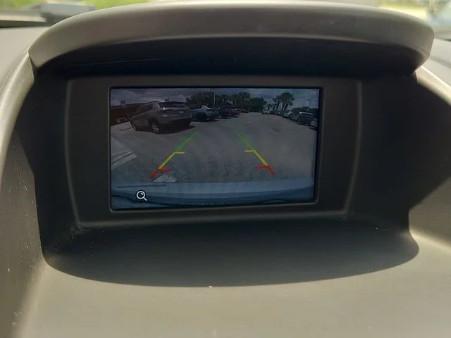 Used 2019 Ingot Silver Ford SE image 25