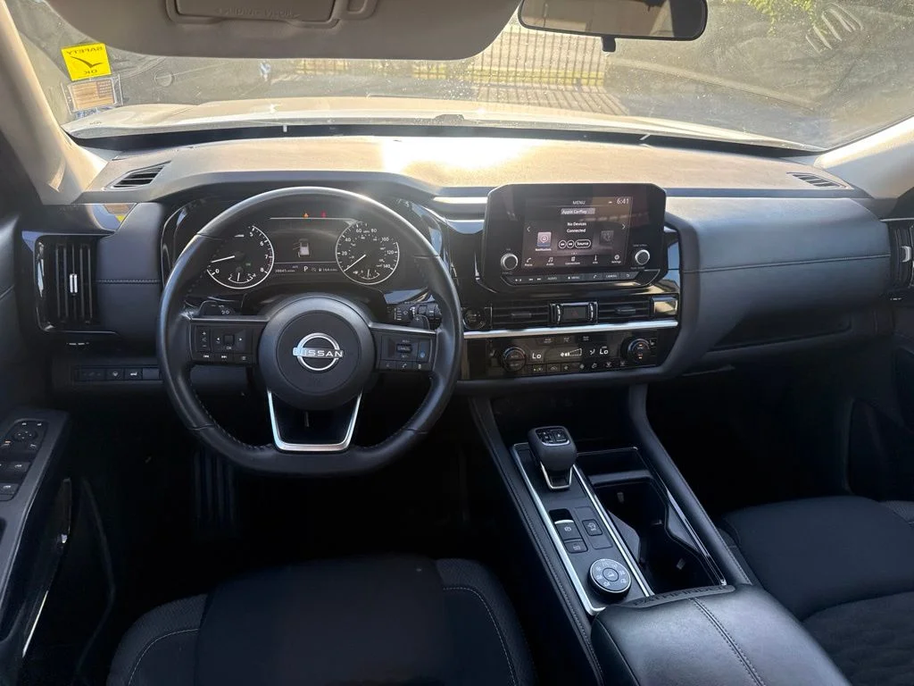 Used 2025 Silver Nissan SV image 22