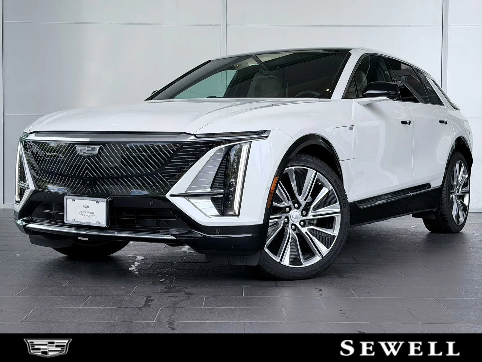 2024 Cadillac LYRIQ