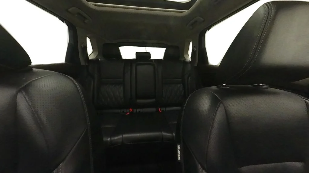Used 2023 Gray Nissan Platinum image 33