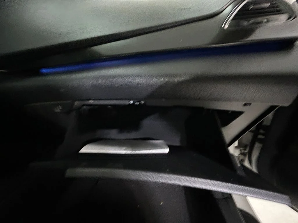 Used 2016 White Hyundai Limited image 28