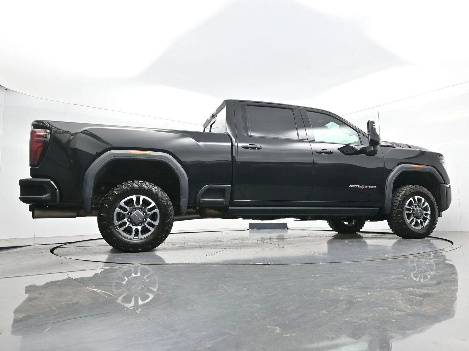 Used 2024 Onyx Black GMC AT4 image 53