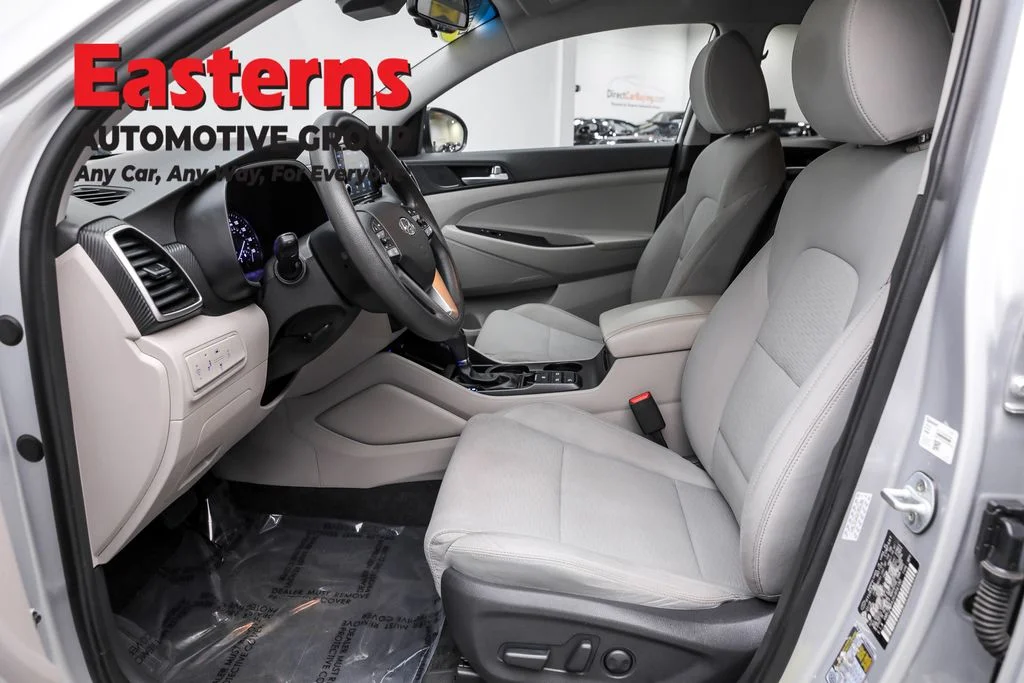 Used 2019 Silver Hyundai Value image 14