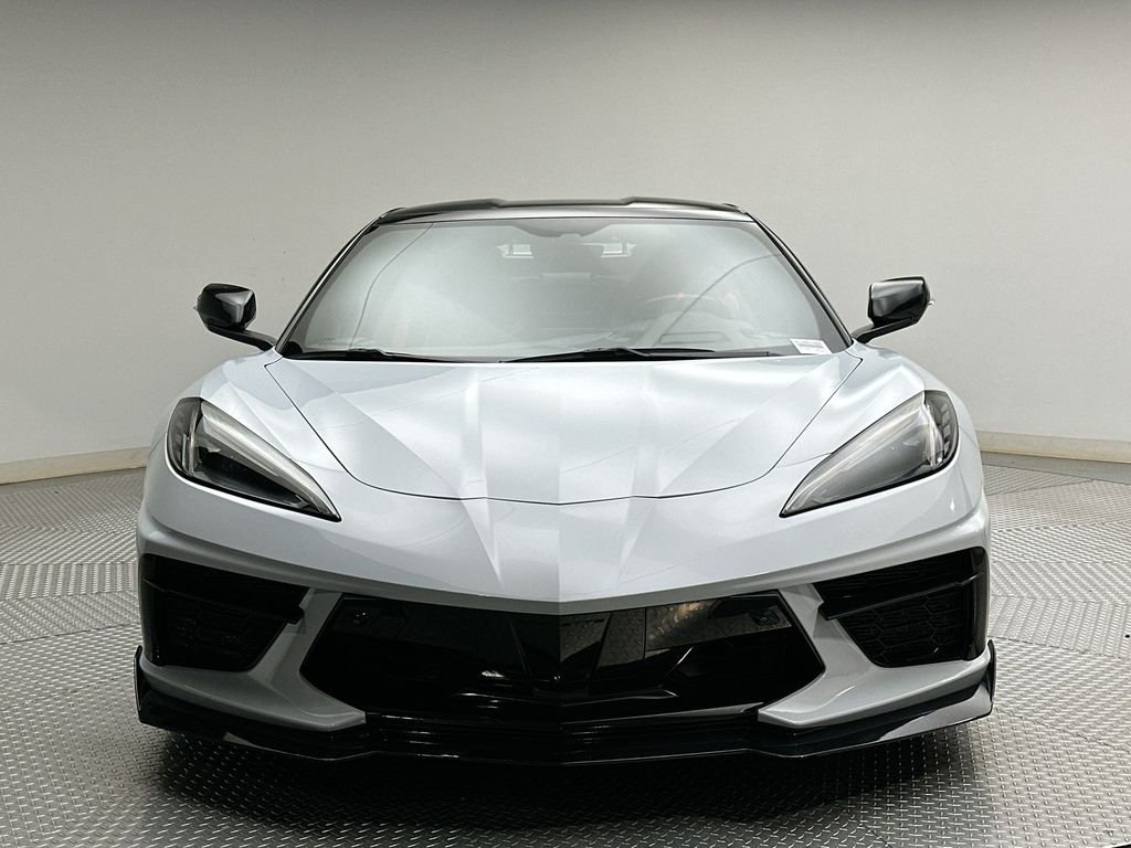Used 2020 Ceramic White Chevrolet Stingray image 16