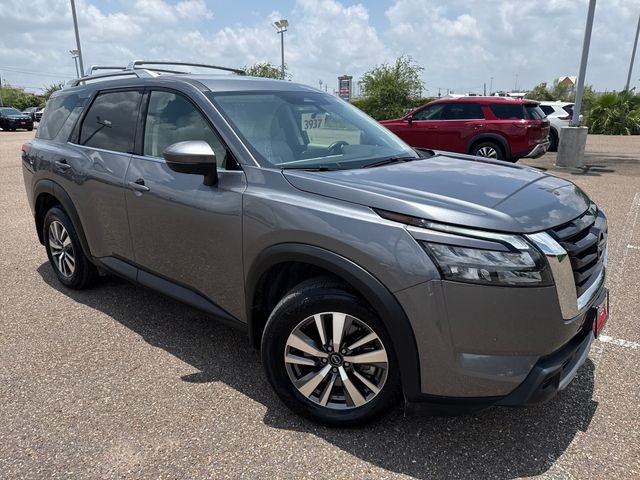 Used 2025 Gray Nissan SL image 1