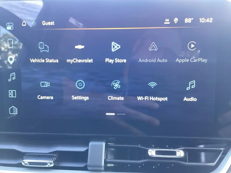 2027 Chevrolet Equinox LT - Photo 37