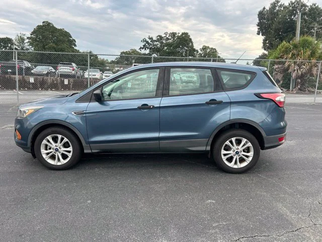 Used 2018 Blue Ford S image 2