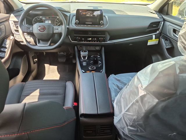 New 2026 Everest White Pearl TriCoat Nissan Rock Creek® image 22