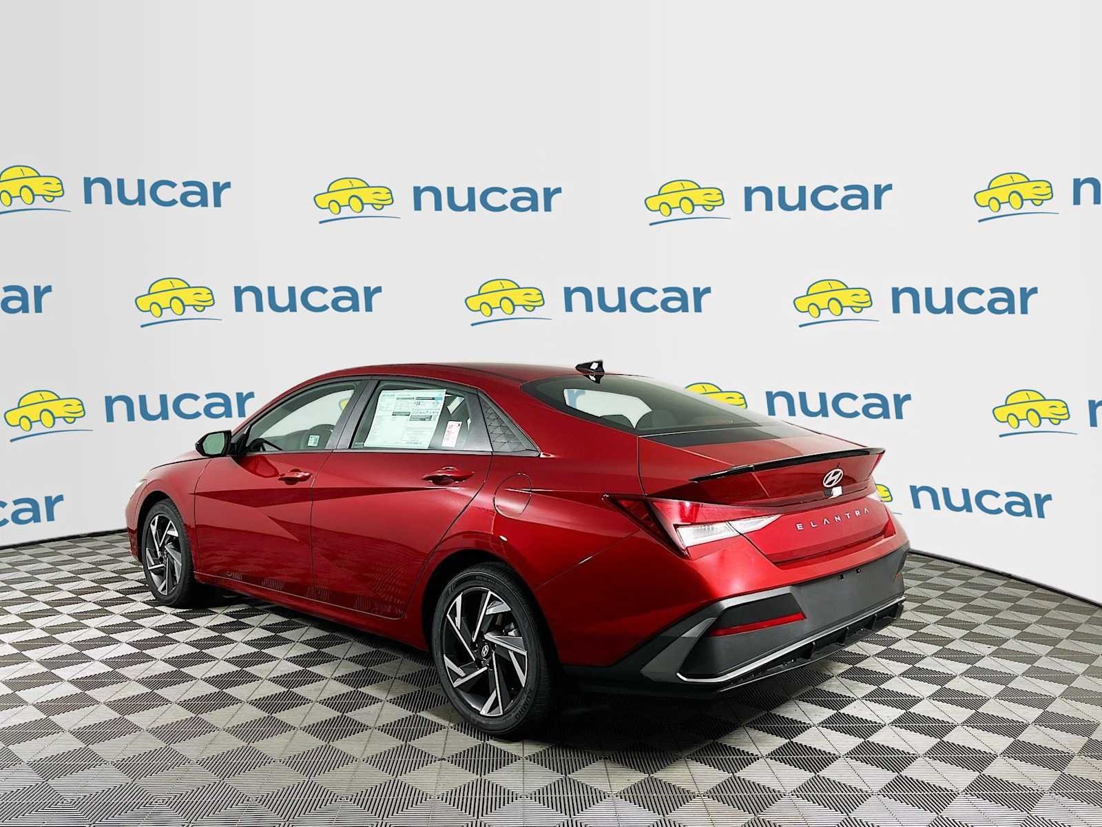 Used 2025 Ultimate Red Hyundai SEL Sport image 4
