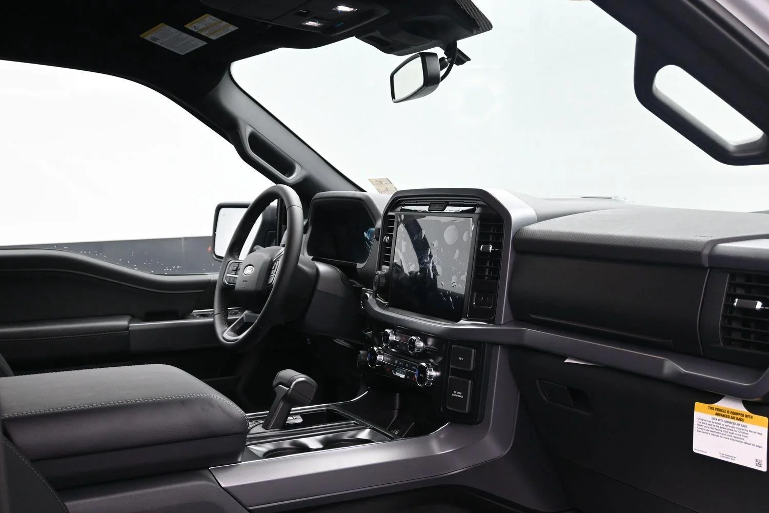 2026 Ford F-150 XLT - Photo 13