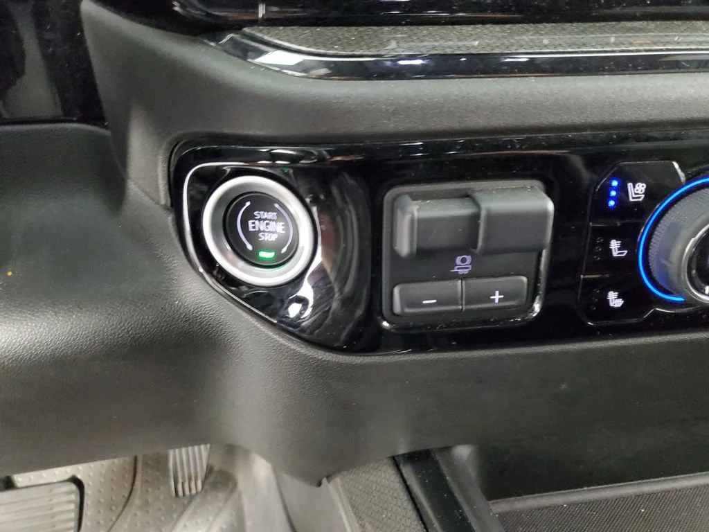 Used 2024 Black Chevrolet ZR2 image 20