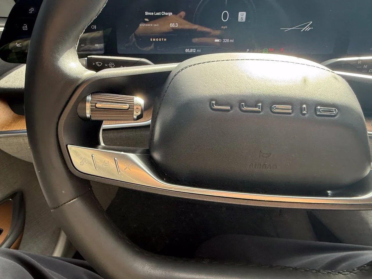 Used 2022  Lucid Grand Touring image 16
