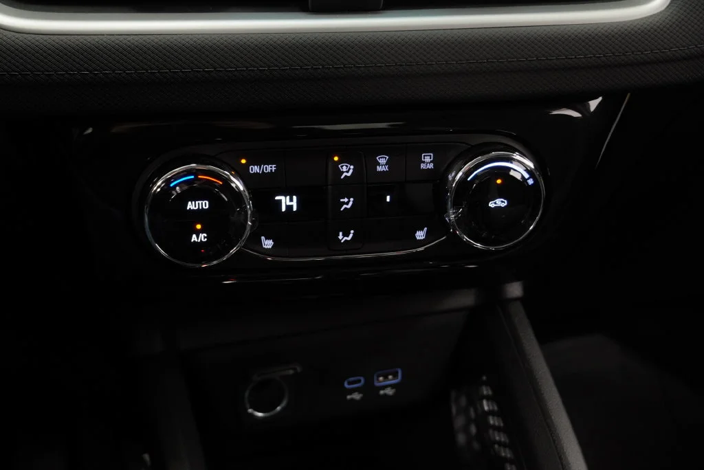 New 2026 Summit White Chevrolet LT image 25