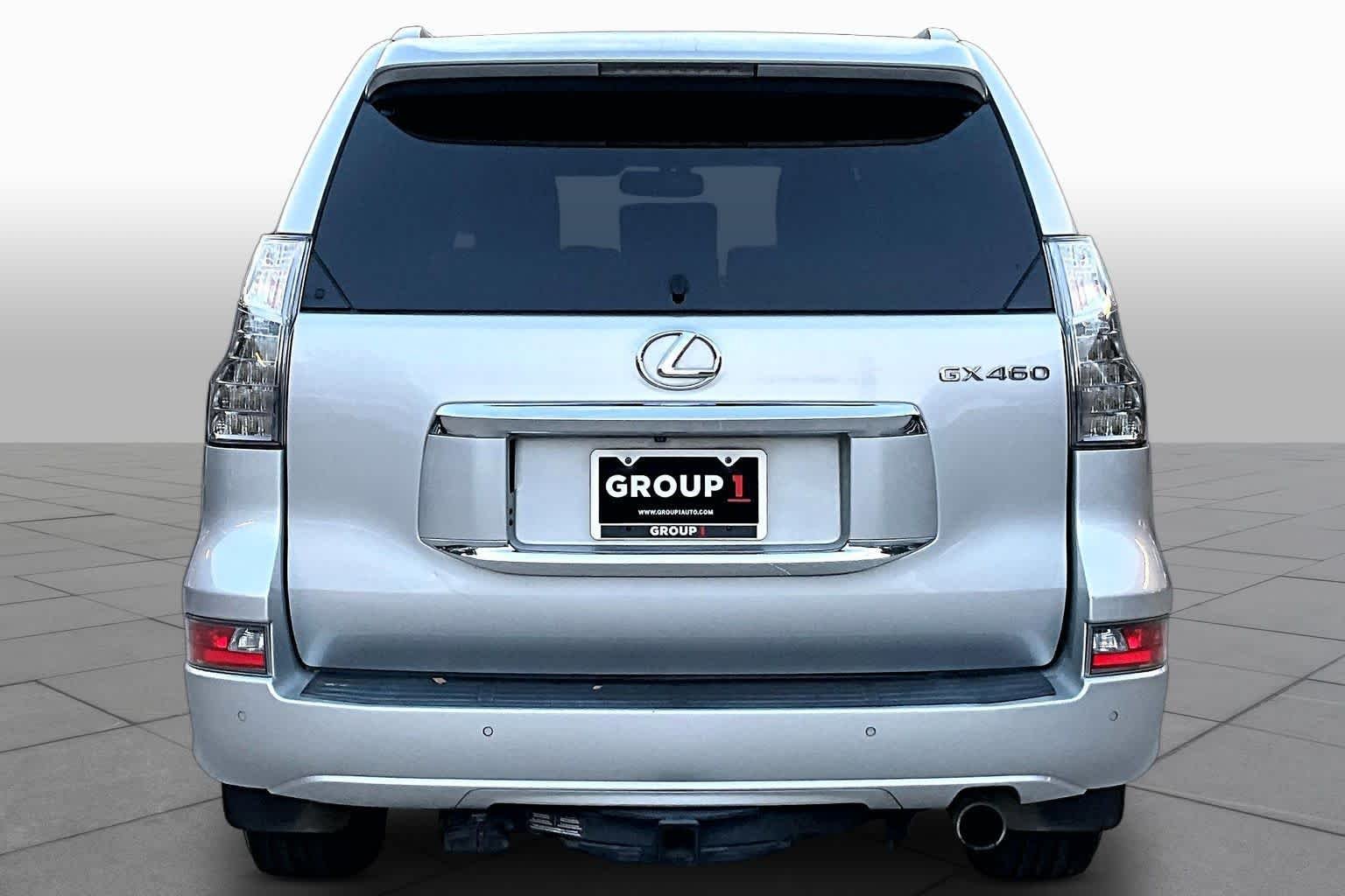 Used 2014 Tungsten Pearl Lexus Luxury image 4