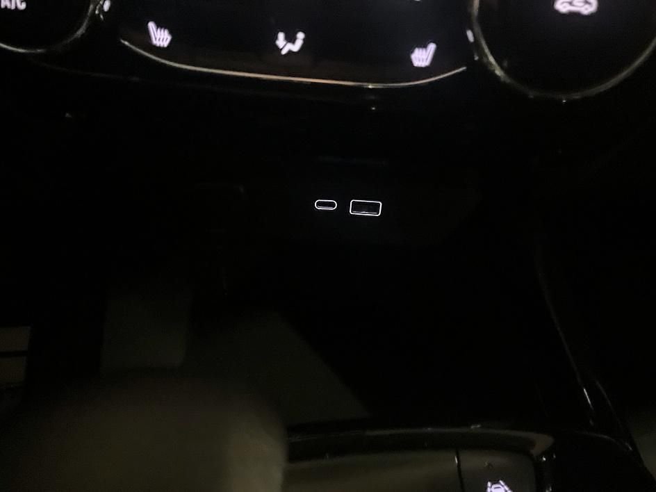 Used 2025 Green Chevrolet ACTIV image 23