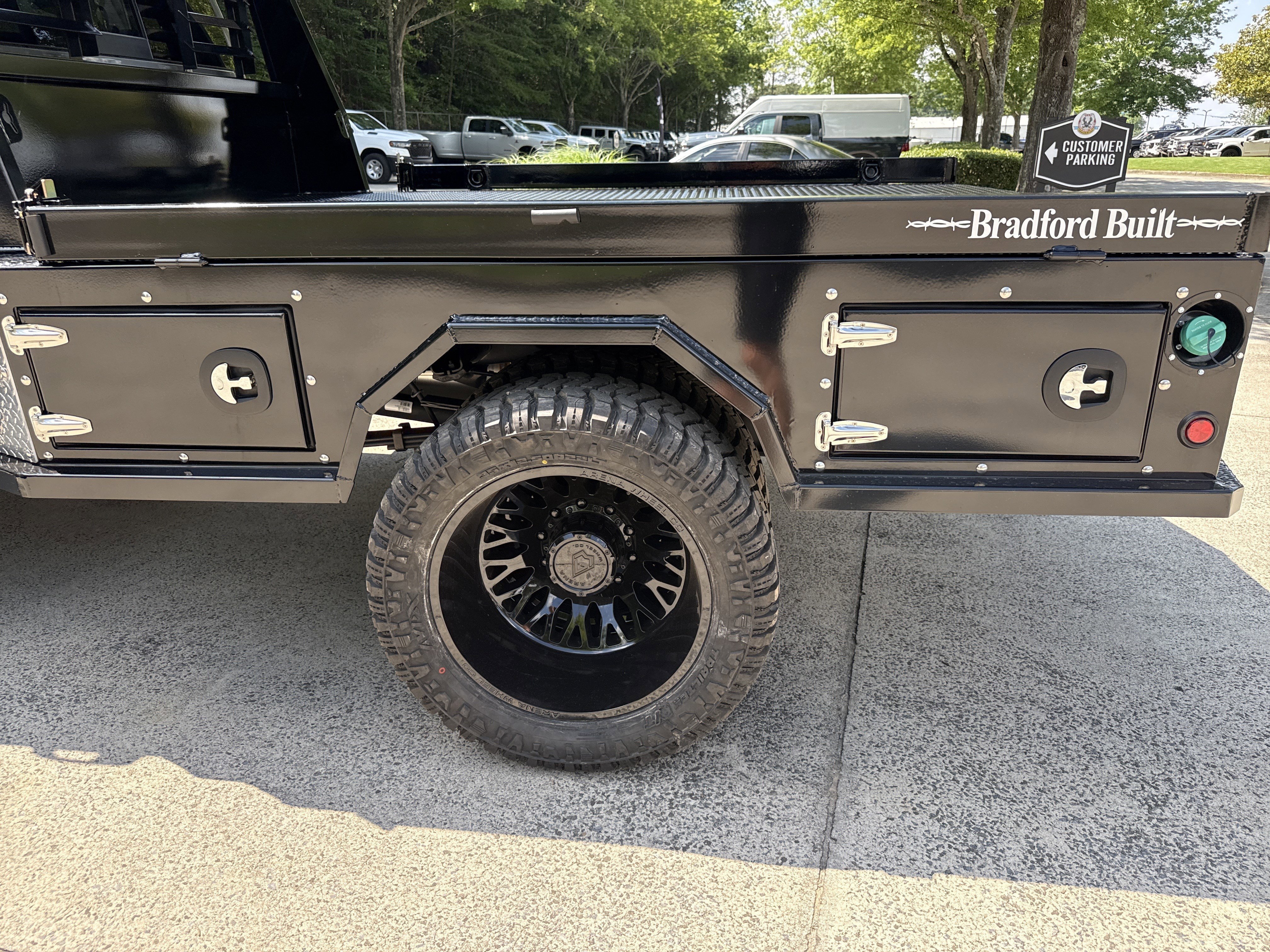 New 2026 Ceramic Gray Clearcoat RAM Tradesman image 20