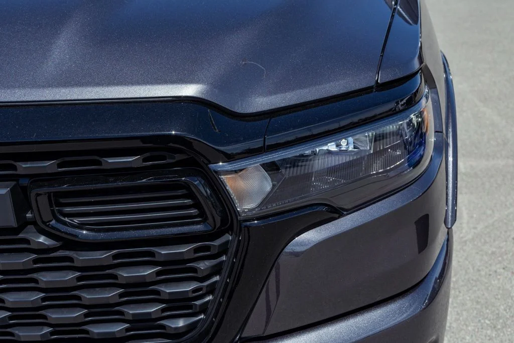 New 2026 Granite Crystal Metallic Clear-Coat Exterior Paint RAM Big Horn Night Edition image 9