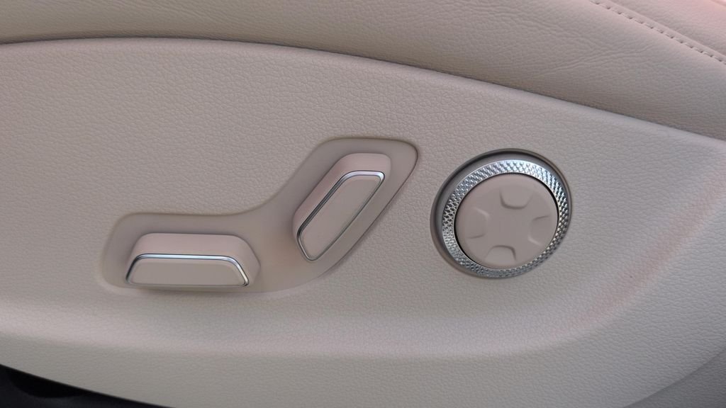 New 2026 Gray Genesis 2.5T image 16
