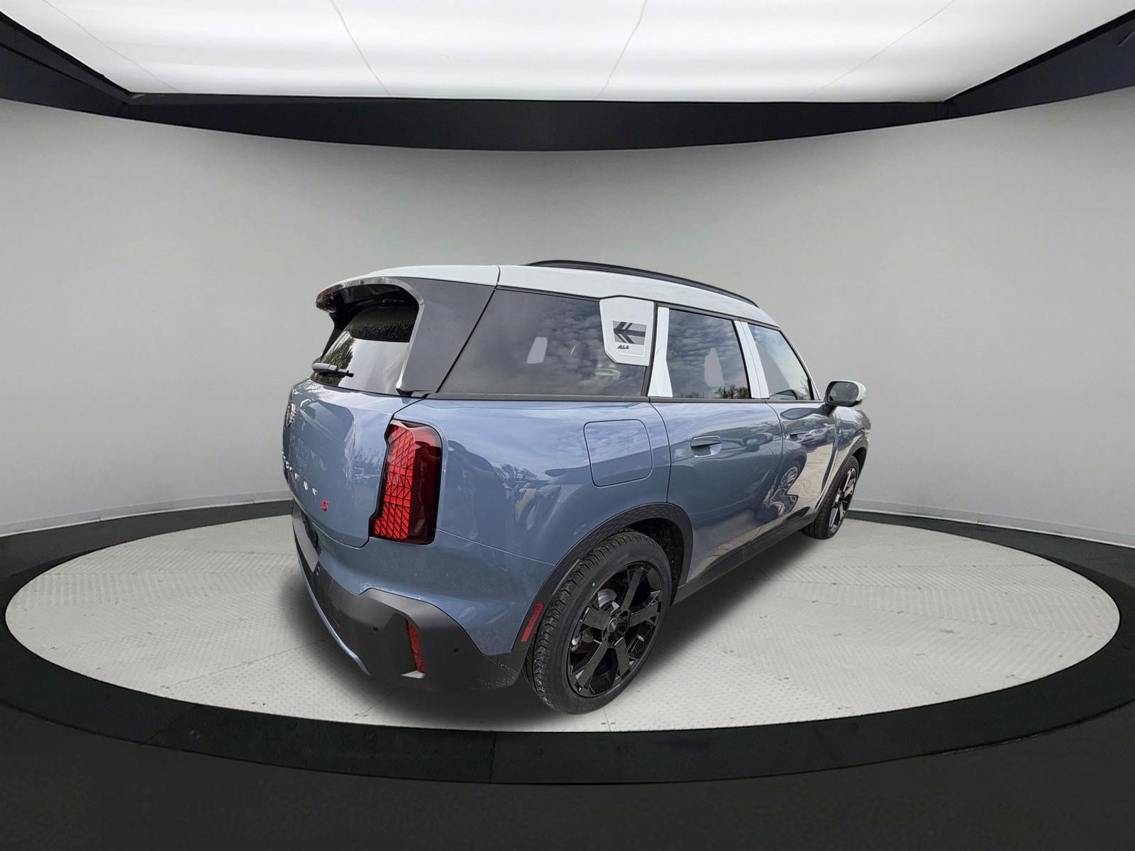 Certified Used 2026 SLATE BLUE METALL MINI S image 5