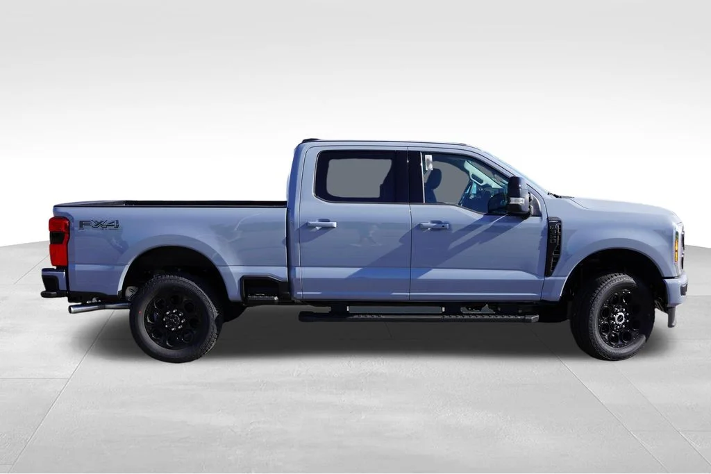 New 2026 Glacier Gray Metallic Tri-Coat Ford Lariat image 2