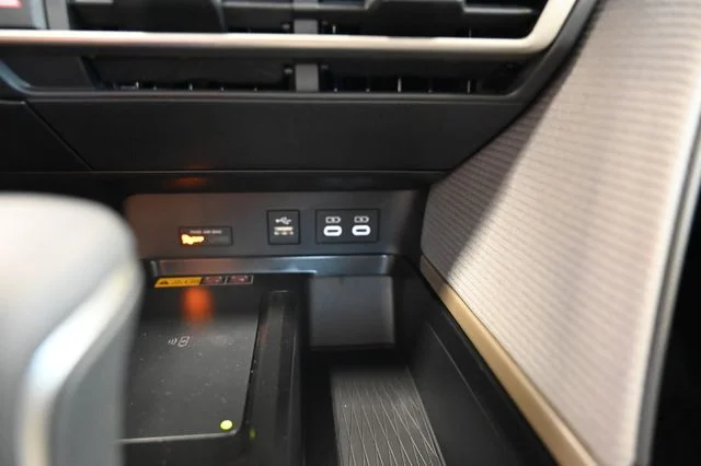 2026 Toyota Camry SE - Photo 19
