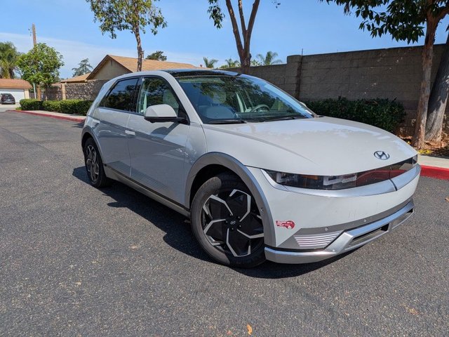 2024 Hyundai IONIQ 5 Limited