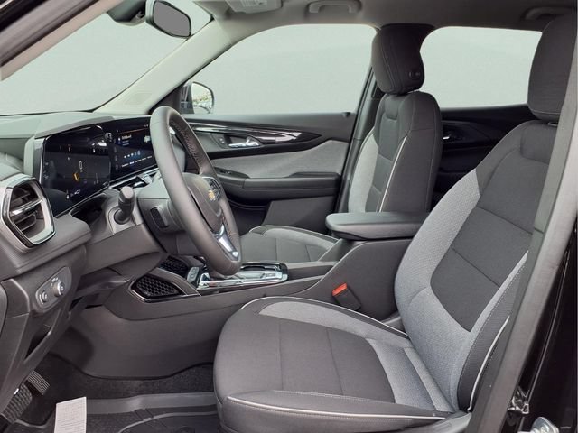 New 2026 Mosaic Black Metallic Chevrolet LT image 16