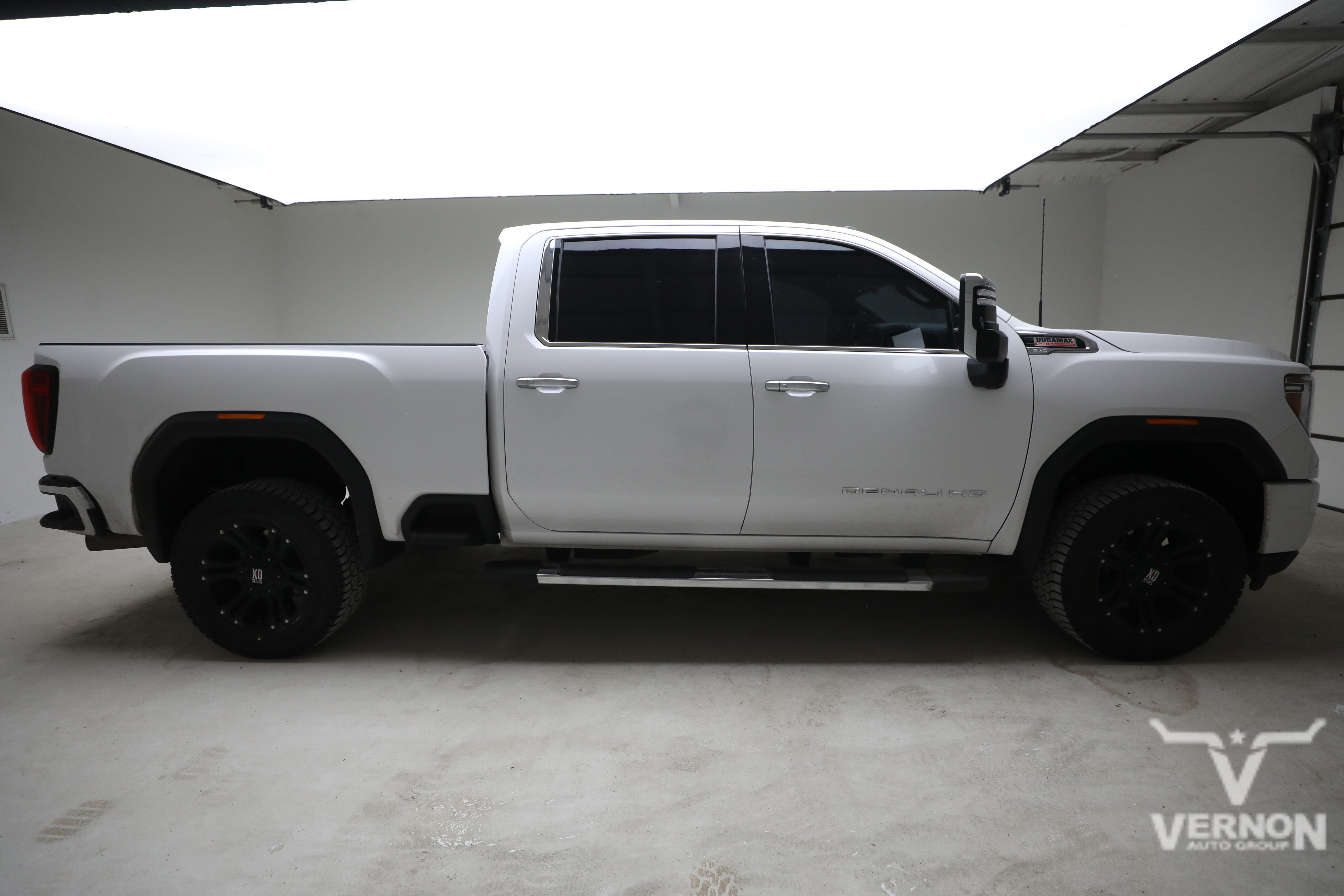 Used 2020 White Frost Tricoat GMC Y image 5