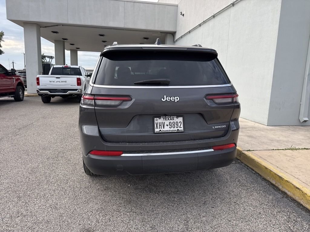 Certified Used 2025 Gray Jeep Laredo image 10