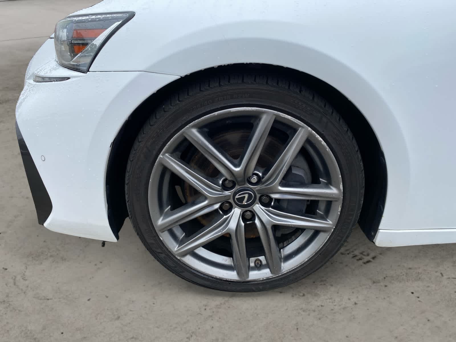Used 2020 Ultra White Lexus F SPORT image 13