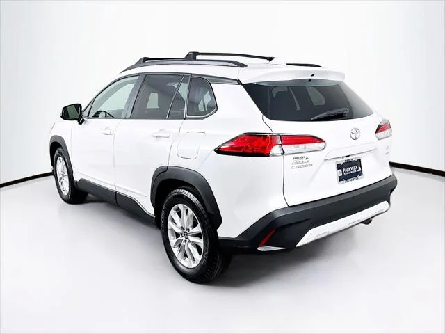 Certified Used 2024 WIND CHILL PEARL Toyota  image 5