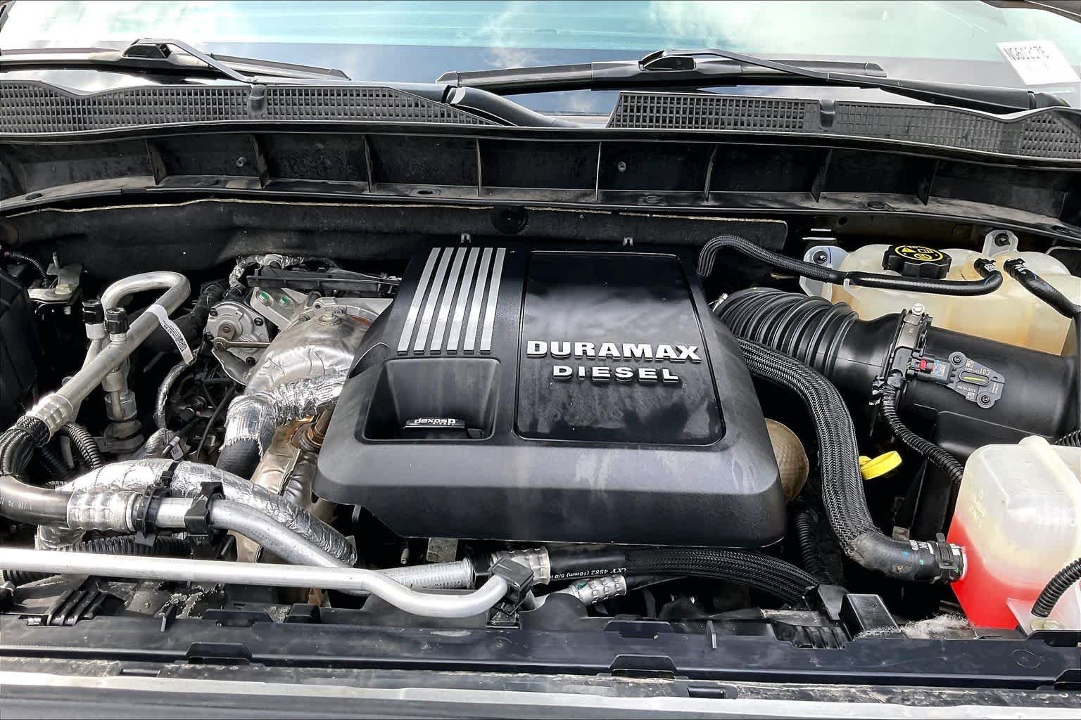 Used 2022 Quicksilver Metallic GMC AT4 image 32