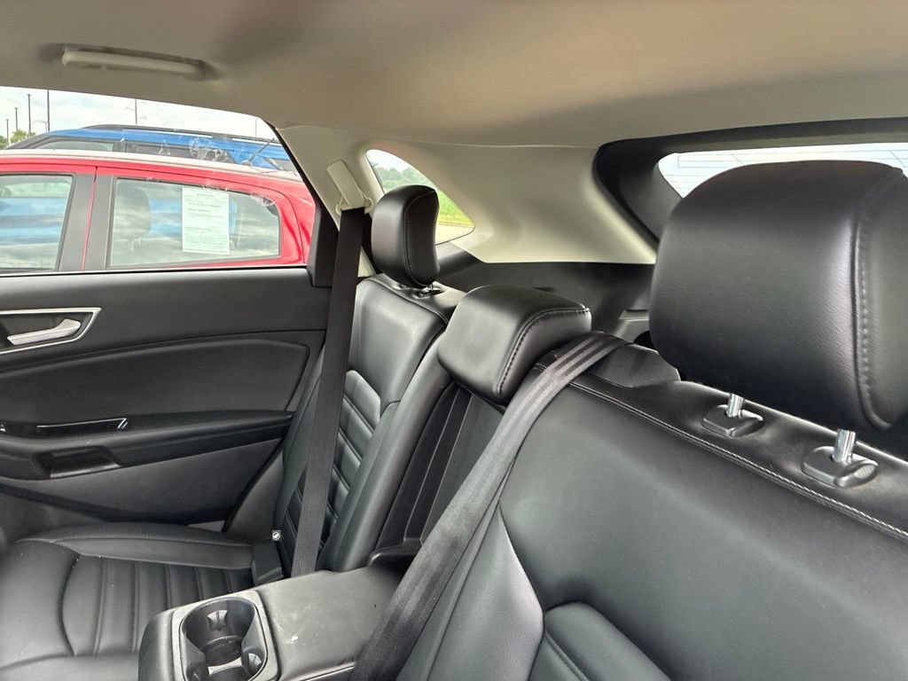 Used 2020 Grey Ford SEL image 12