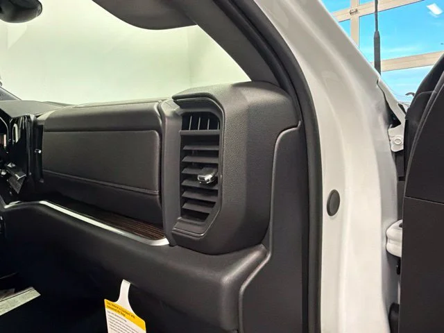 New 2026 Summit White GMC SLE image 24