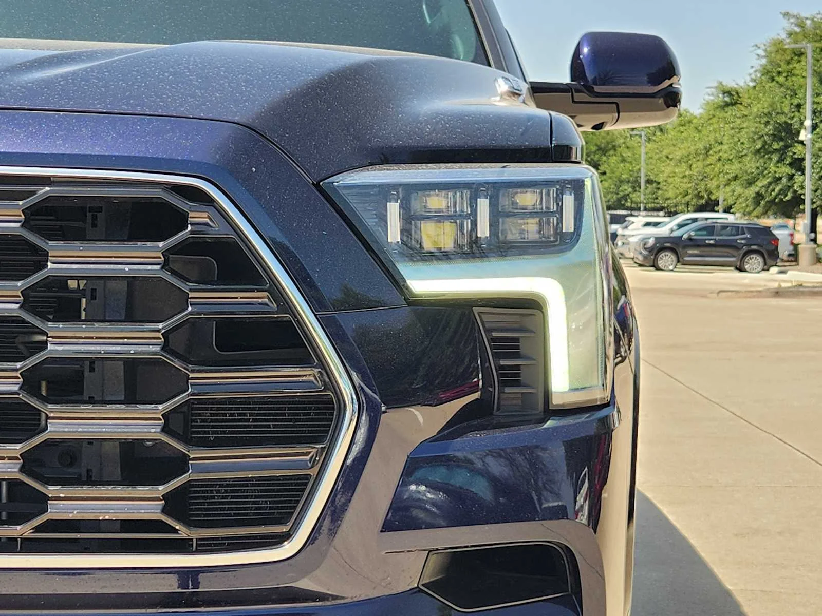 2023 Toyota Sequoia Platinum - Photo 8