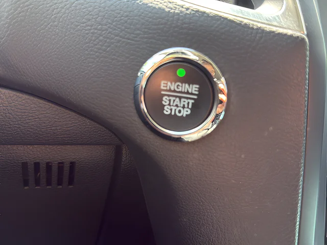 Used 2022 Silver Ford Titanium image 13