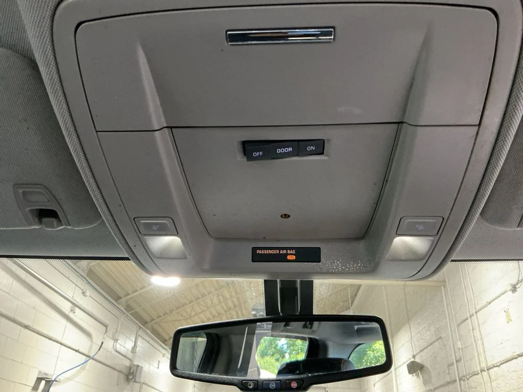 Used 2016 White Chevrolet LT image 29