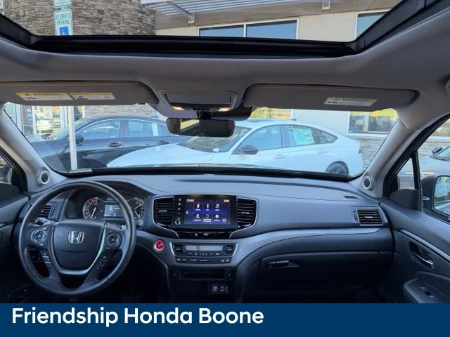 Used 2023 Black Honda RTL image 43