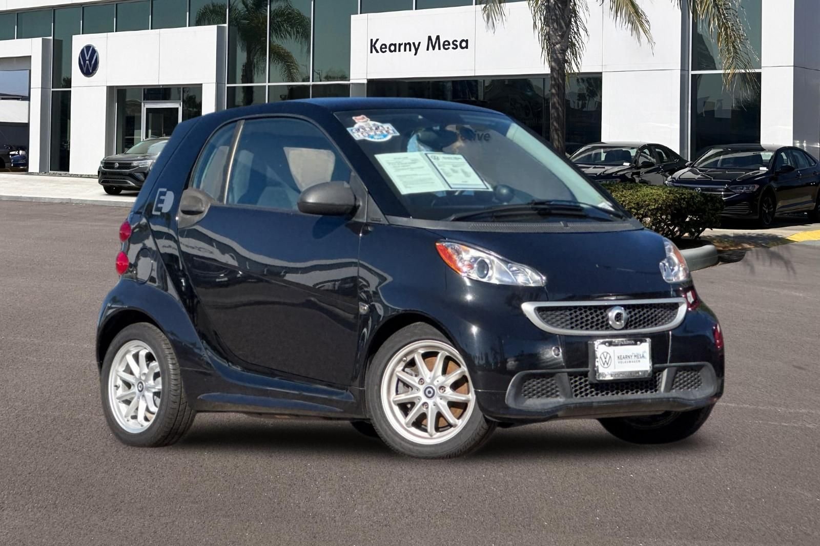 Used 2016 smart fortwo electric coupe with VIN WMEEJ9AA4GK845206 for sale in San Diego, CA