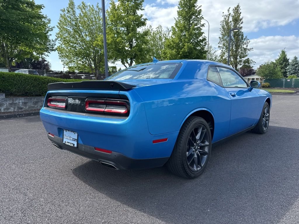 Used 2023 B5 Blue Pearlcoat Dodge SXT image 7