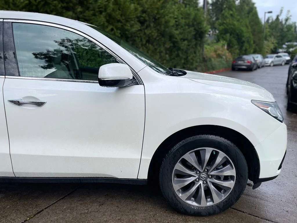 Used 2014 White Acura 3.5L Technology Package image 2
