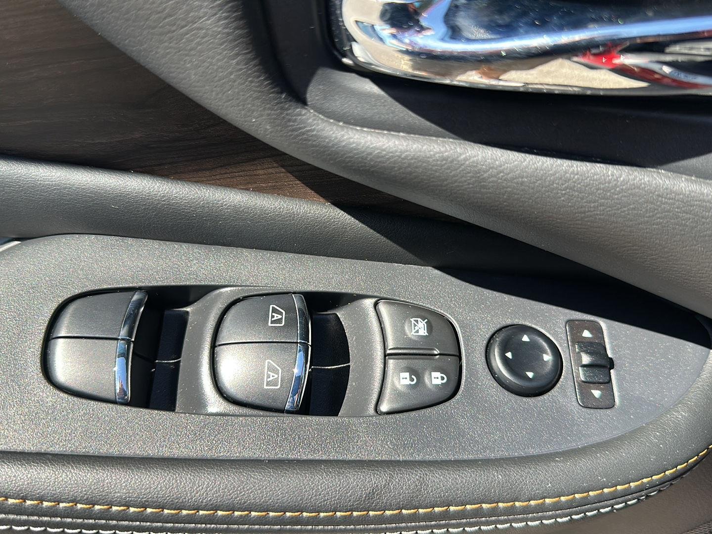 Used 2024 Scarlet Ember Tintcoat Nissan Platinum image 10