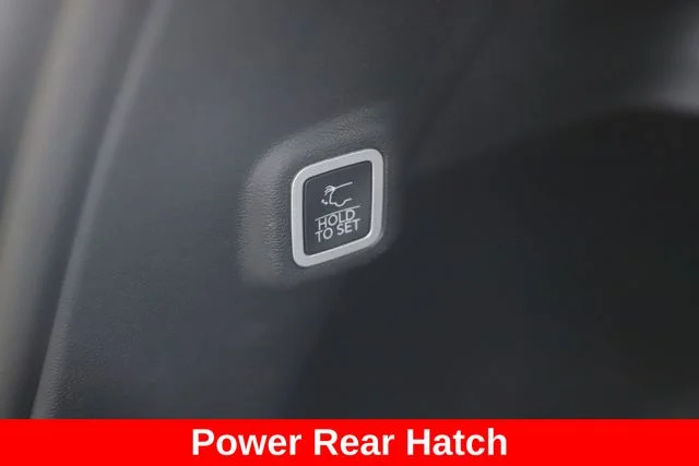 New 2026 Bright White Clear-Coat Exterior Paint Jeep Limited image 28