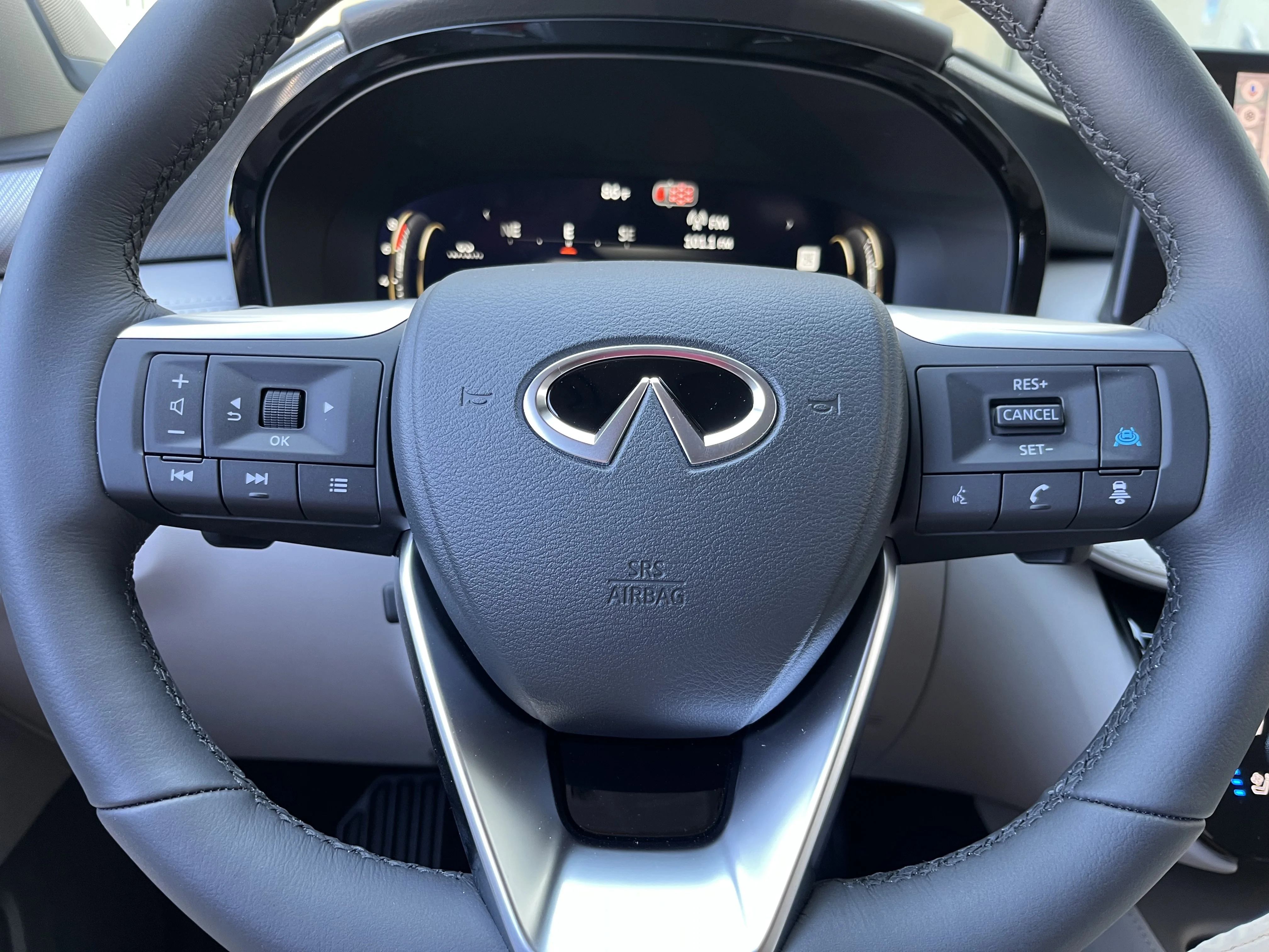 New 2027 Grand Blue INFINITI LUXE image 20