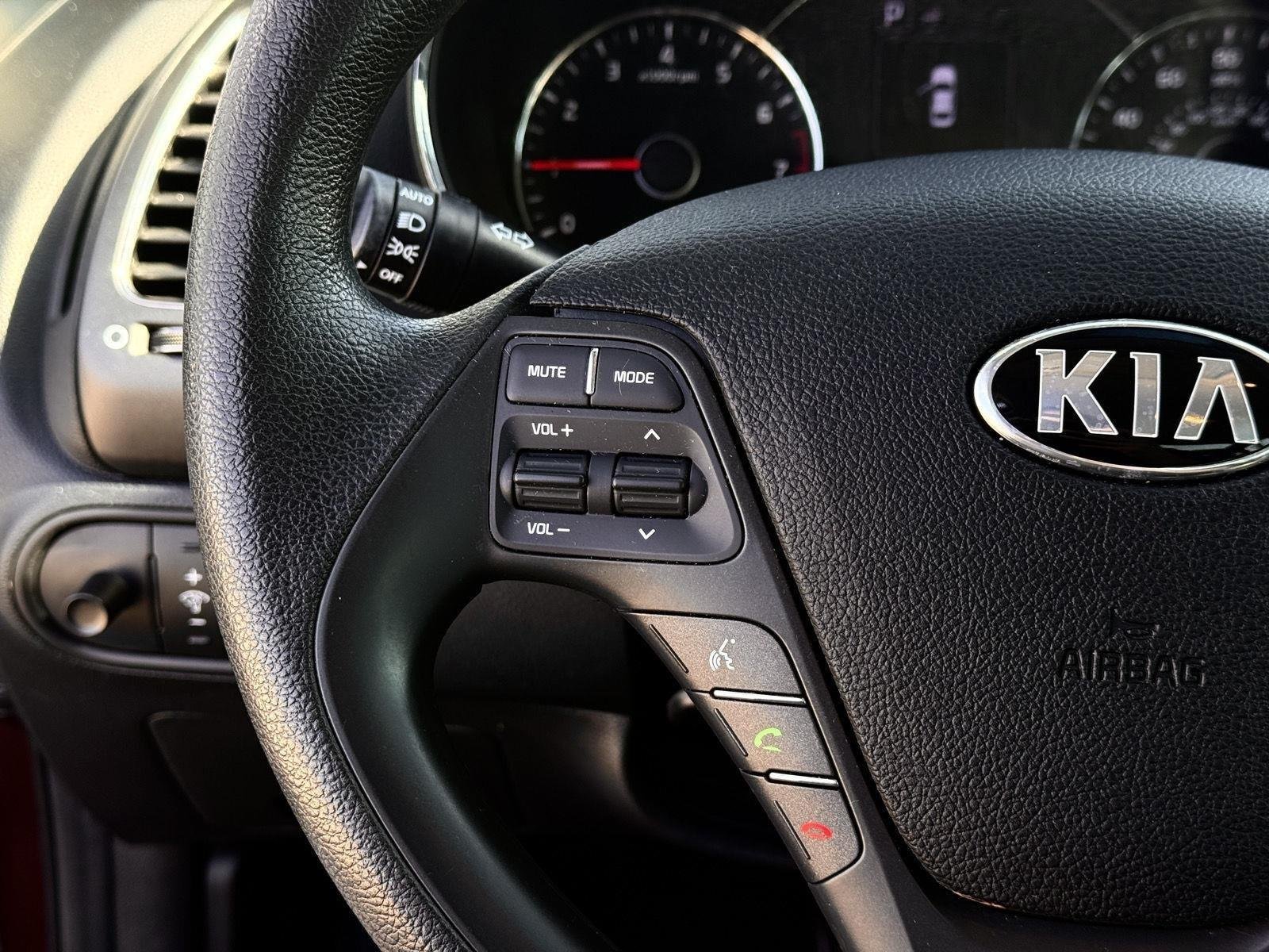 Used 2018 Garnet Red Kia LX image 18