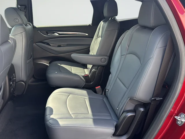 Used 2023 Red Buick Essence image 27