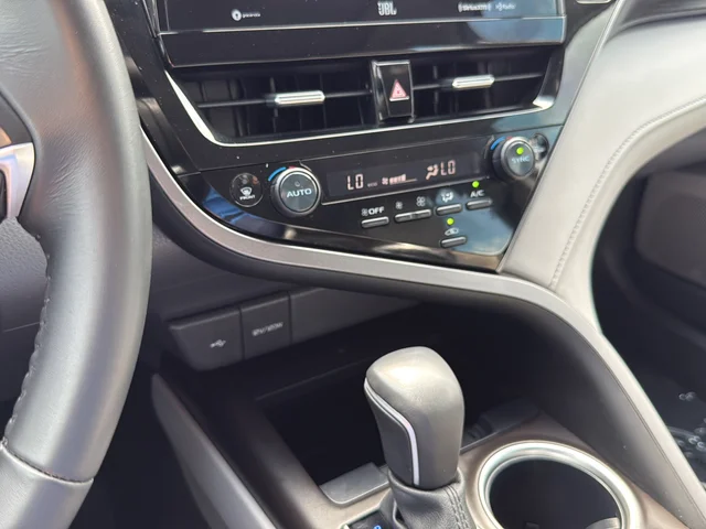 Used 2024 Silver Toyota XLE image 33