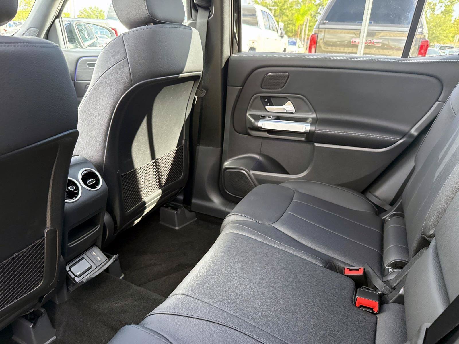 New 2026 Black Mercedes-Benz 250 SUV image 15