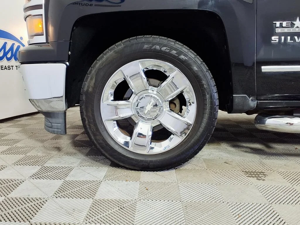 Used 2014 BLACK Chevrolet LTZ image 8